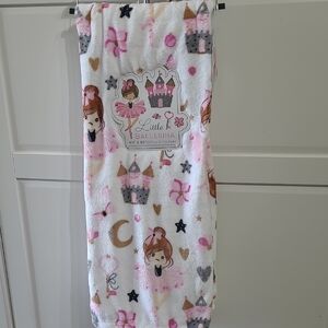 Little BALLERINA- Pink and White 50"X60"(127CMX152.4CM) NEW